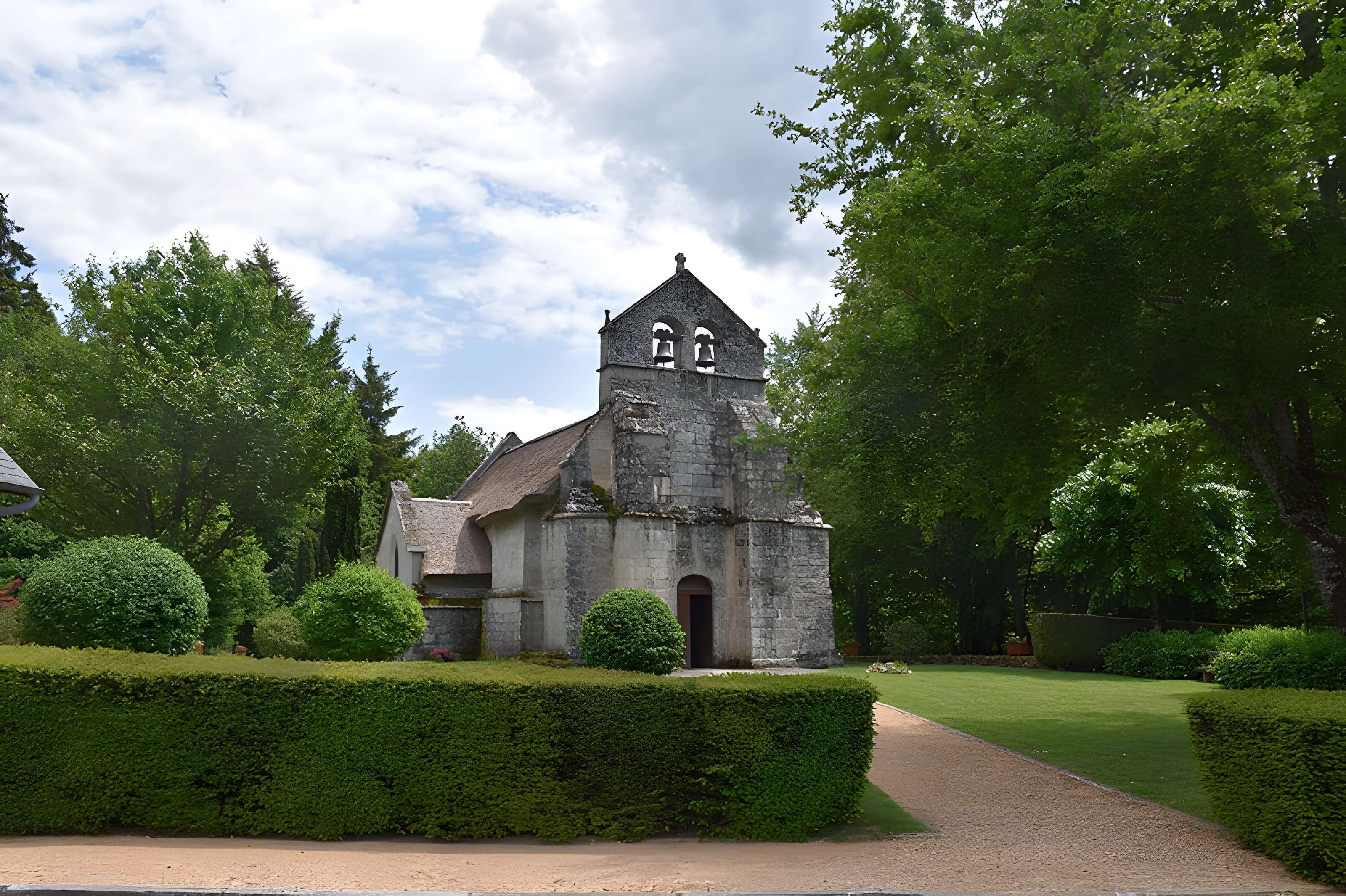 Église Saint-Martial de Lestards