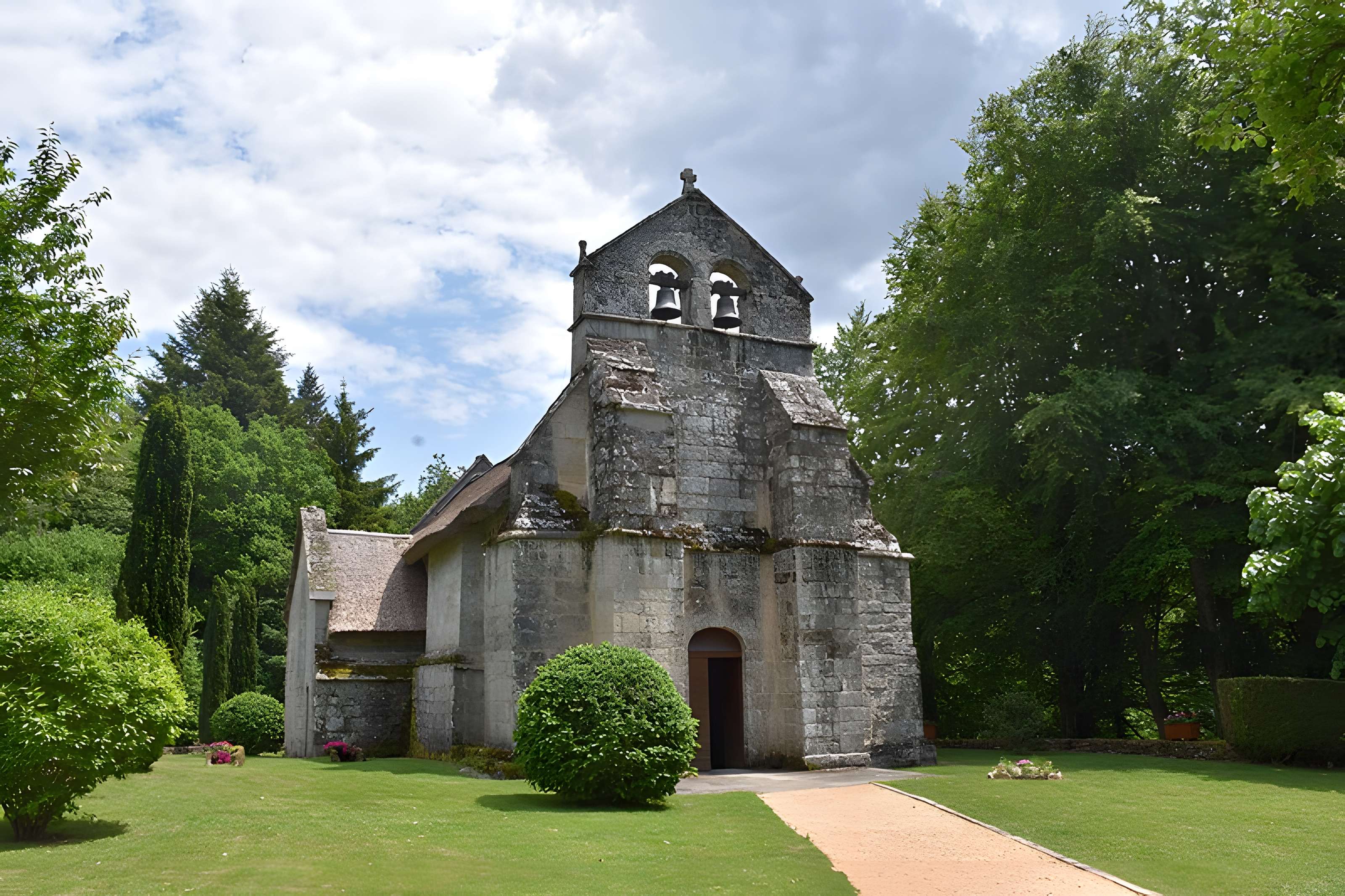 Église Saint-Martial de Lestards