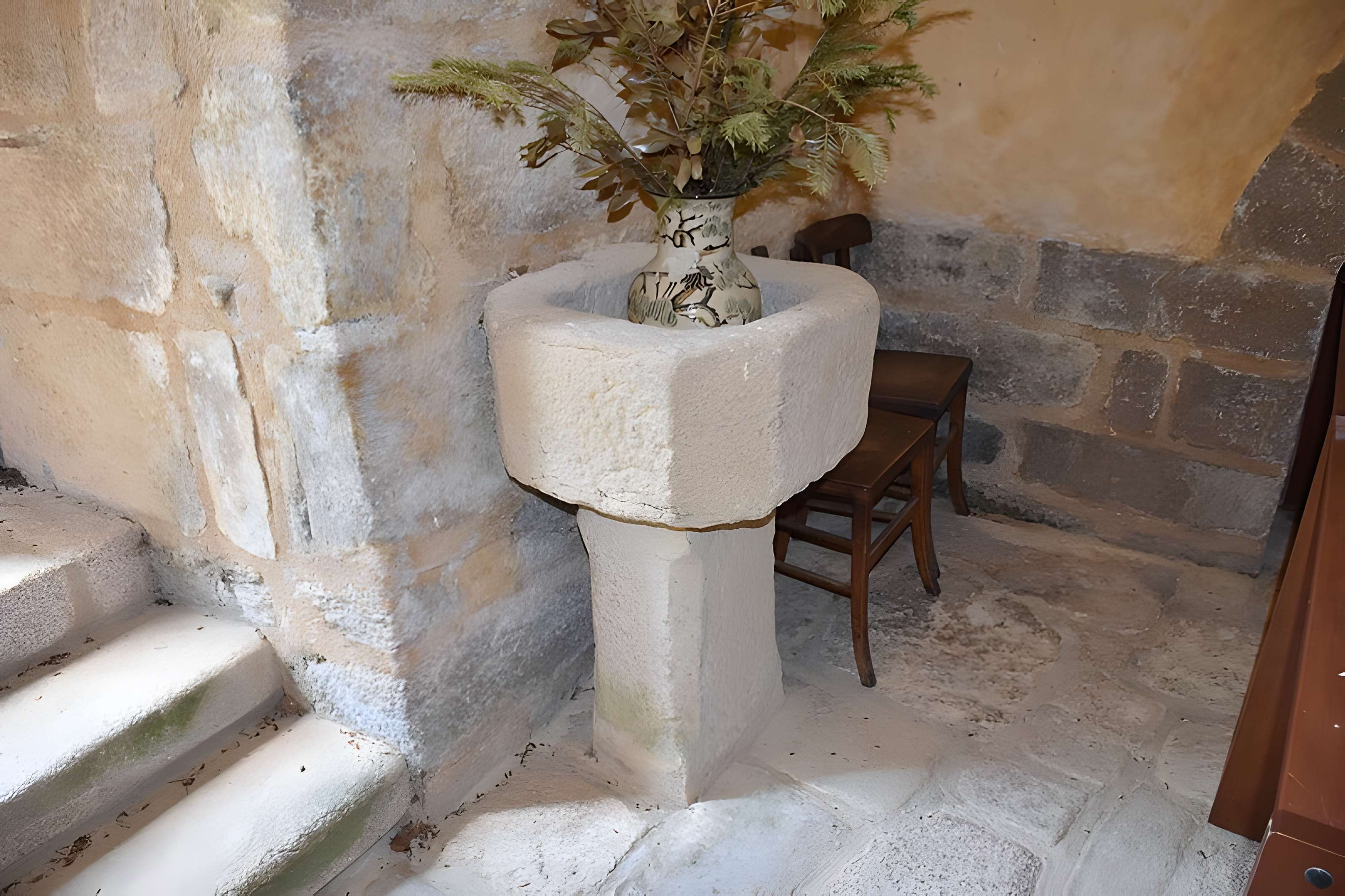 Église Saint-Martial de Lestards