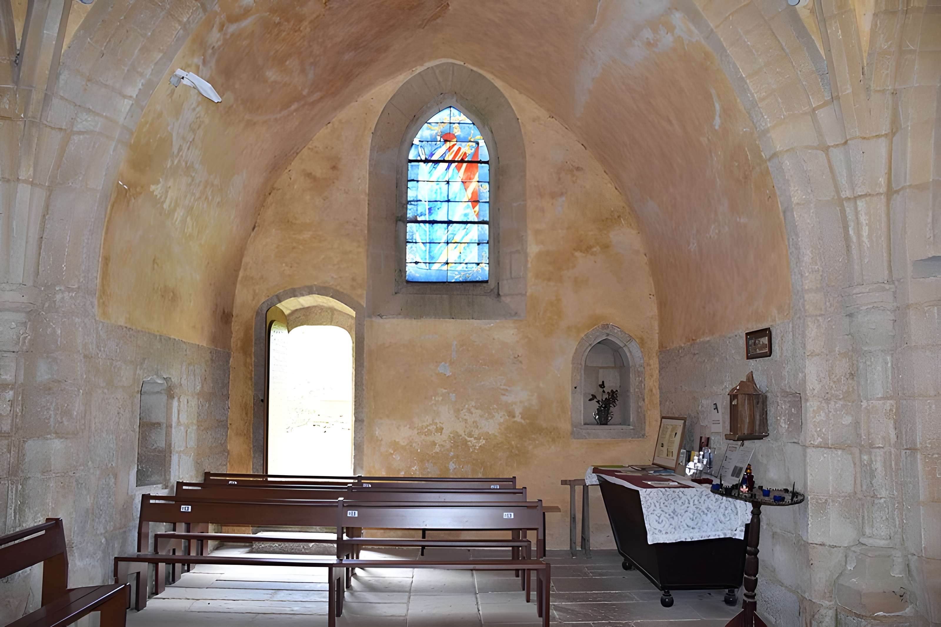 Église Saint-Martial de Lestards