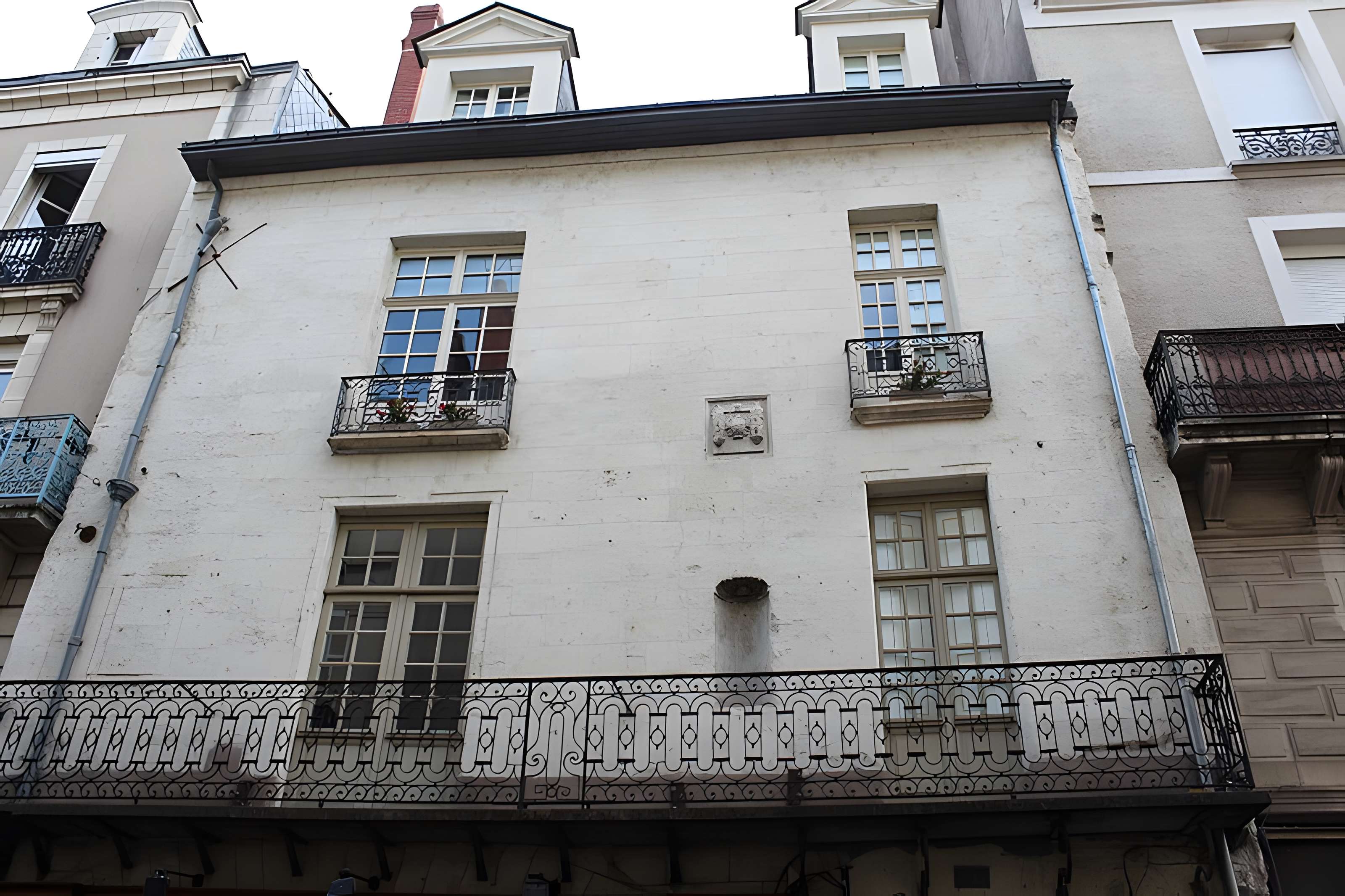 Ensemble appelé la Cour des Tourelles