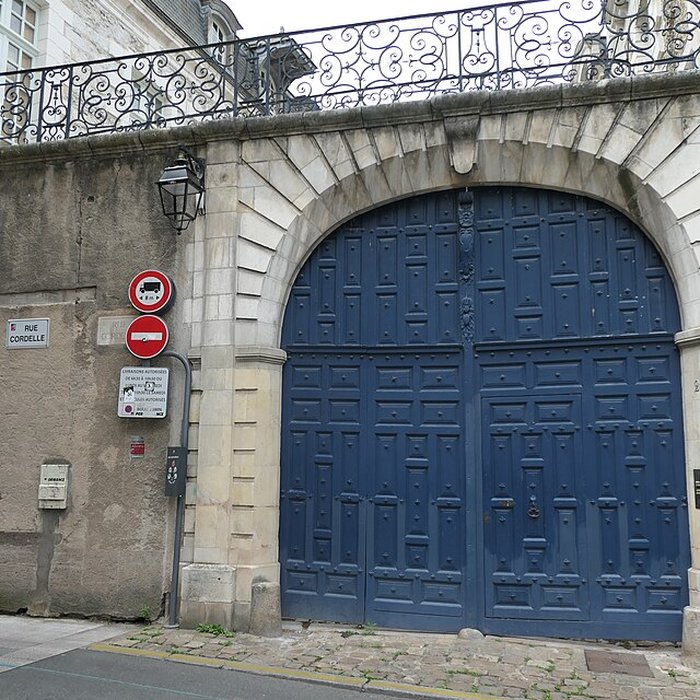 Photo de Hôtel de Condé