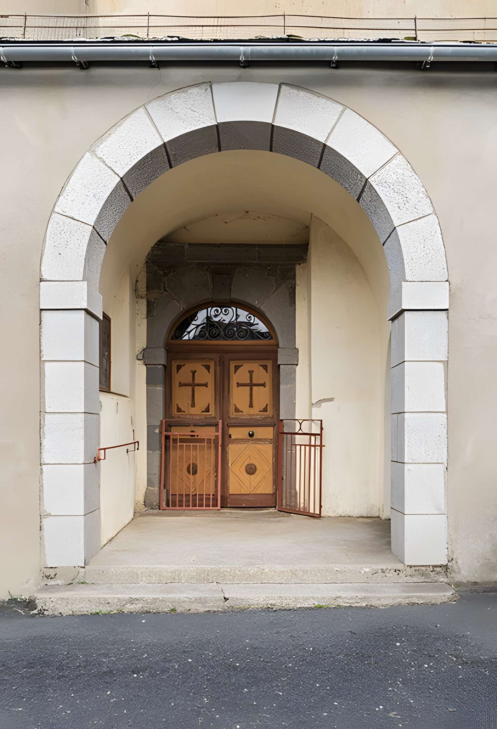 Église Saint-Martin d'Alpuech