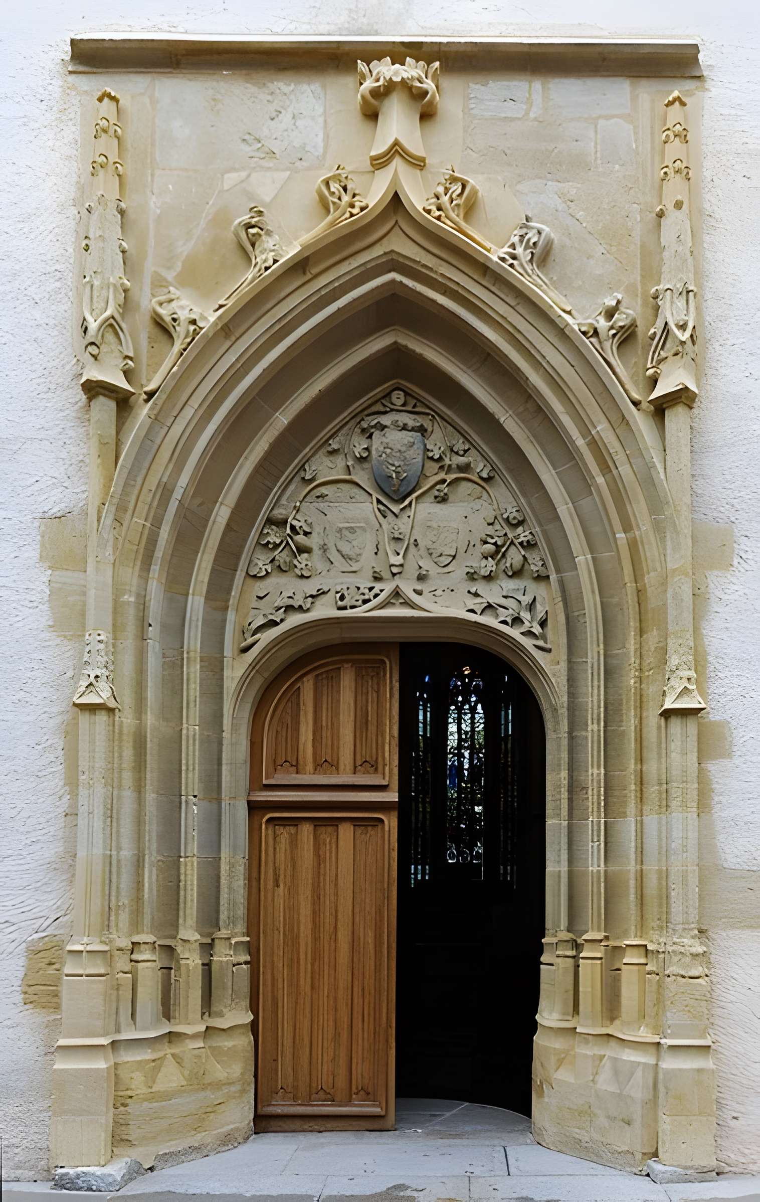 Église Saint-Martin d'Ambierle