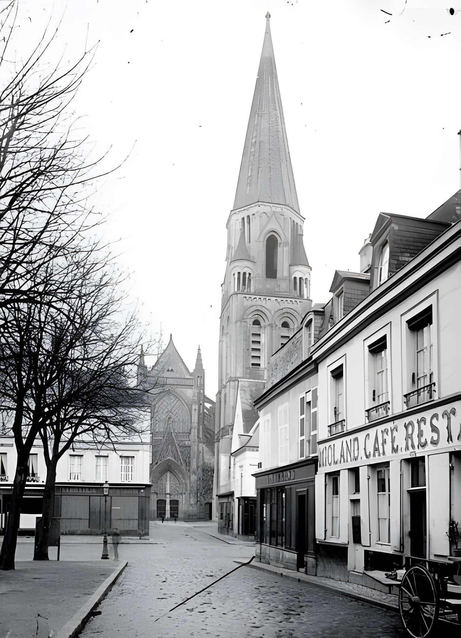 Église Saint-Martin d'Ambierle