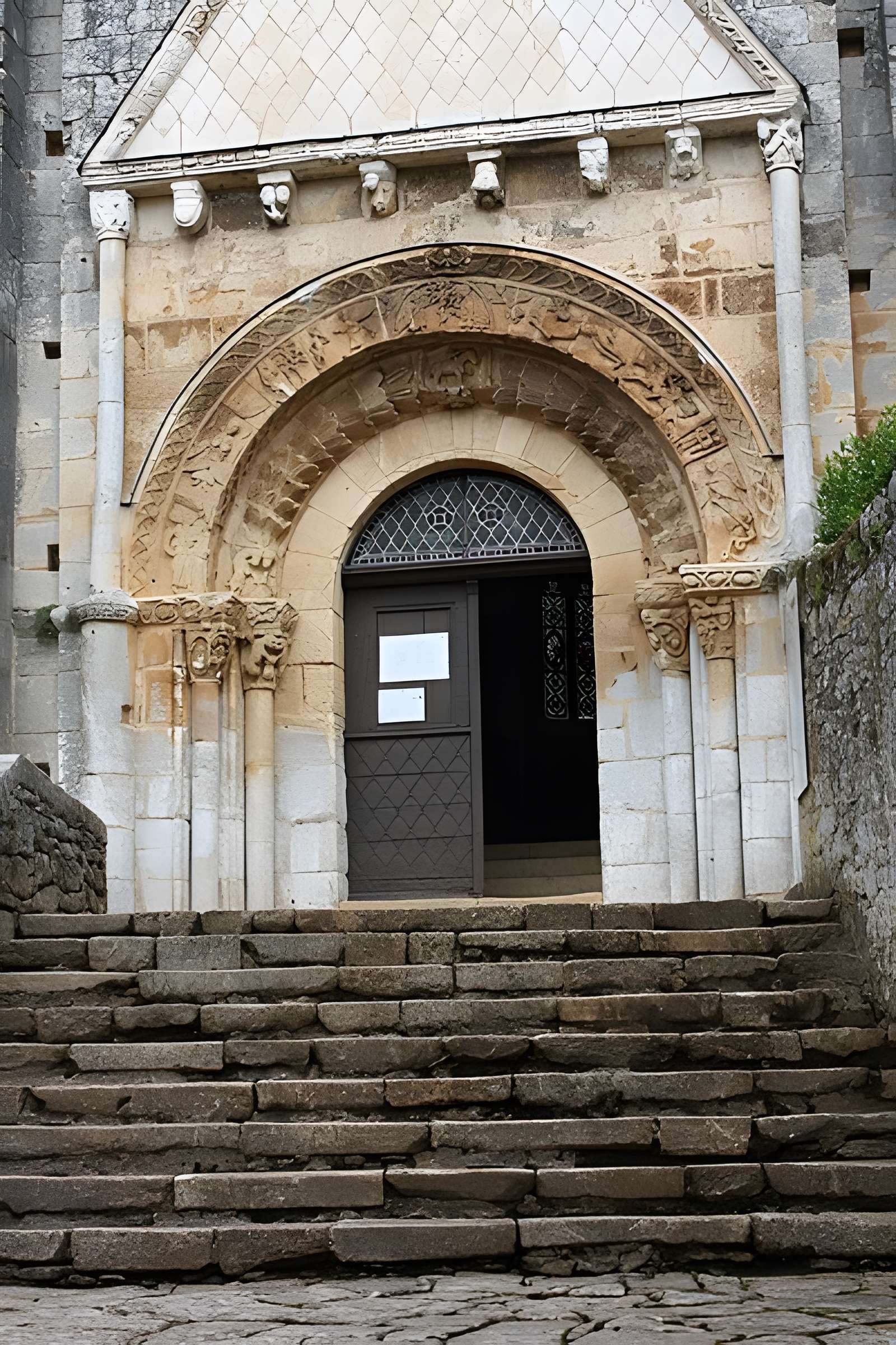 Église Saint-Martin de Besse