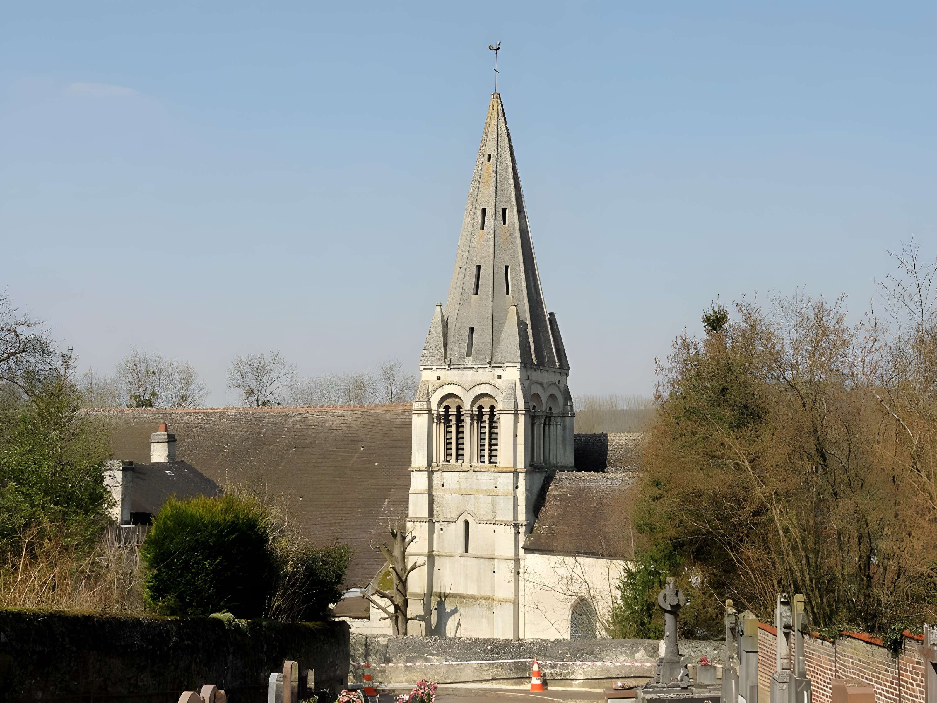 Église Saint-Martin de Béthisy-Saint-Martin