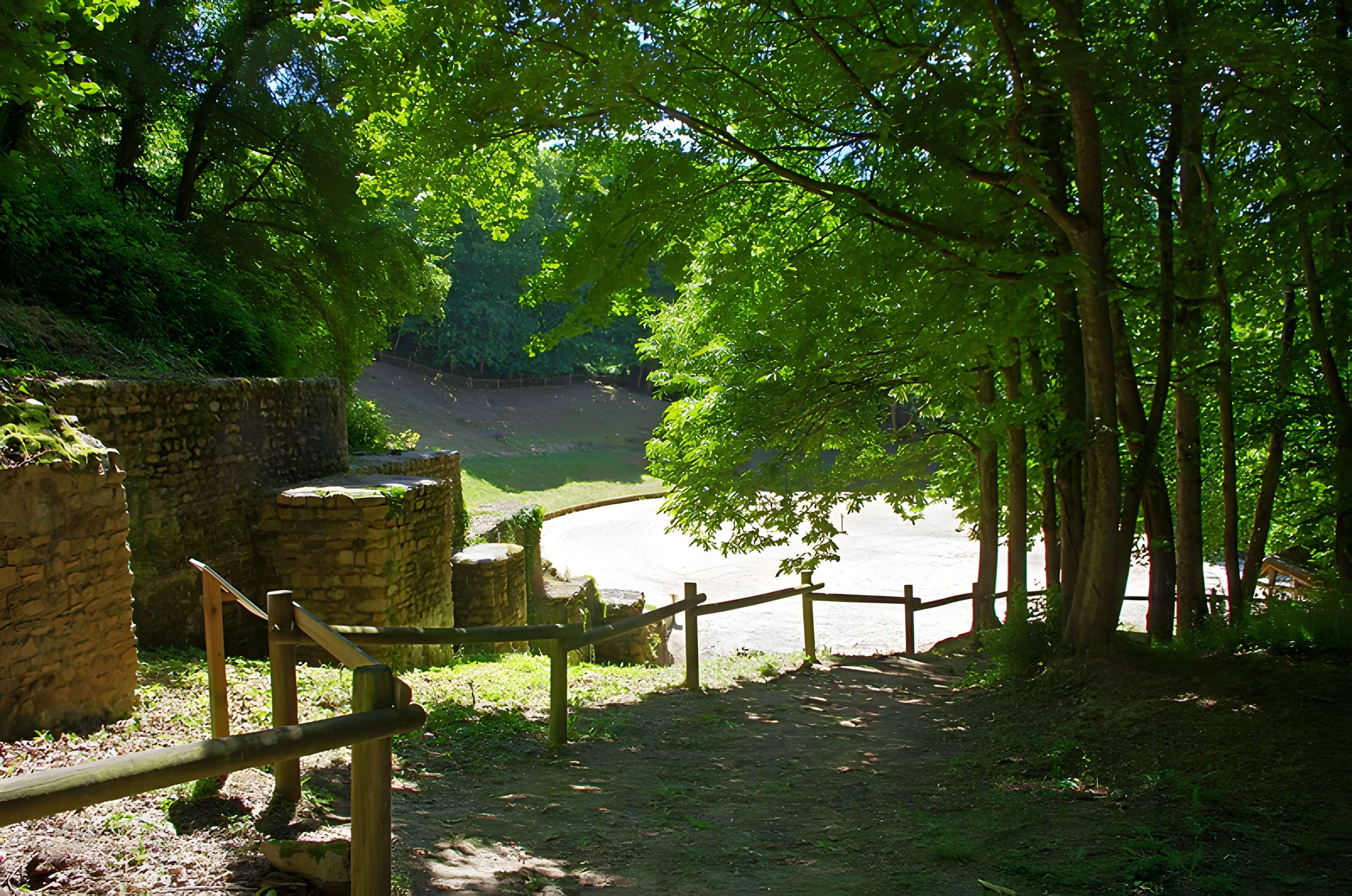 Nymphée gallo-romain (restes)