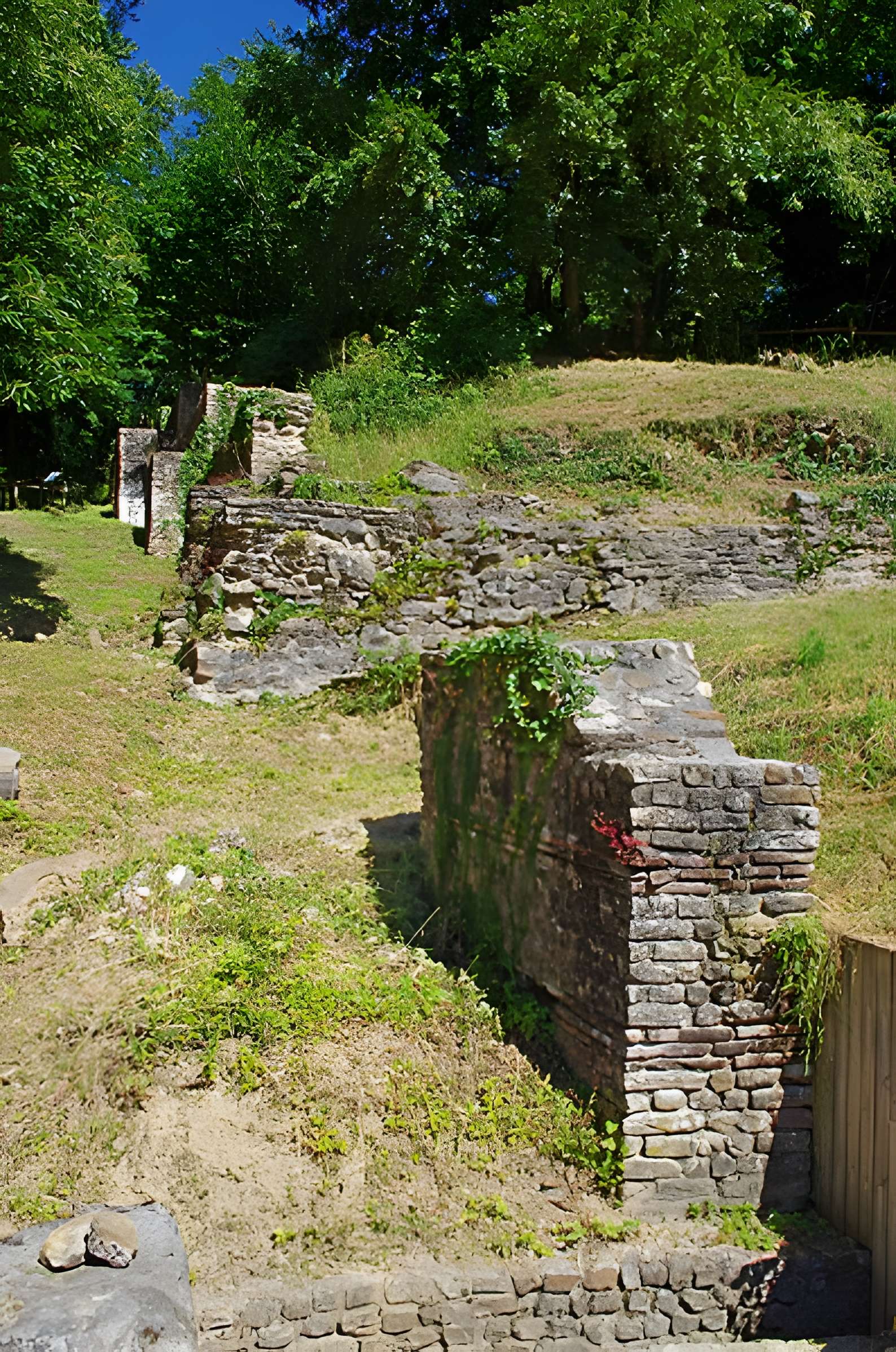 Nymphée gallo-romain (restes)