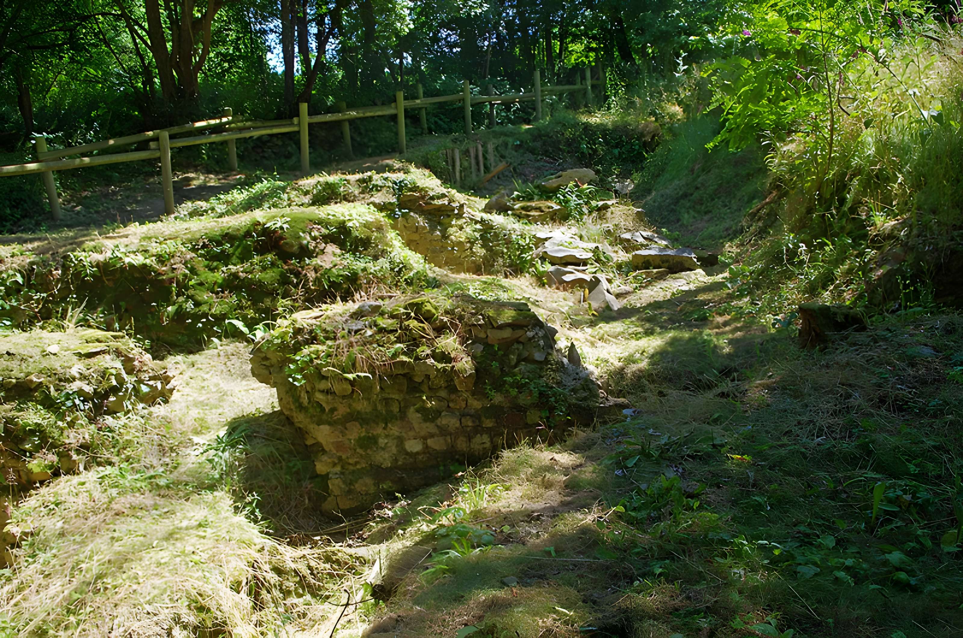 Nymphée gallo-romain (restes)