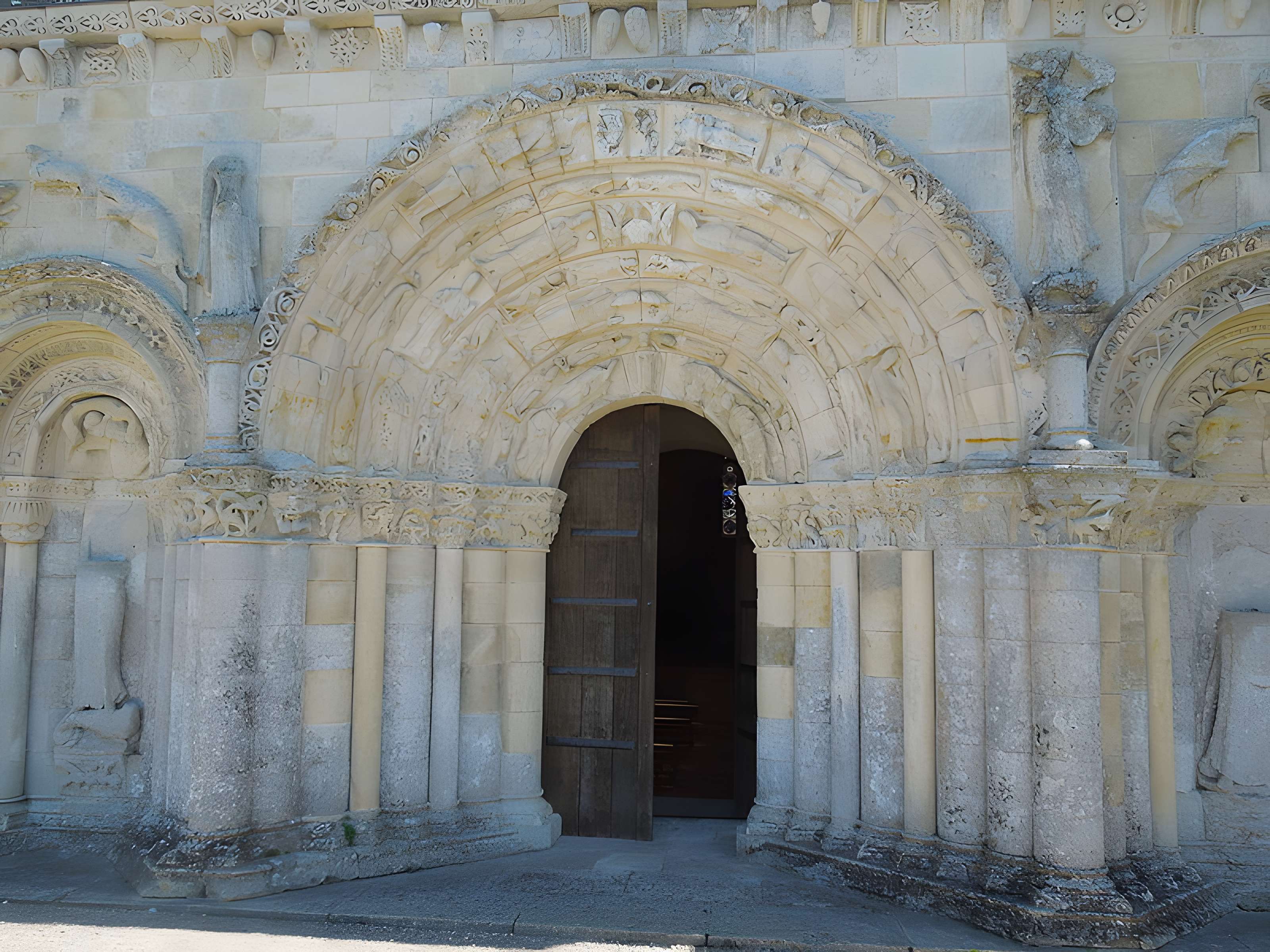 Église Saint-Martin de Chadenac