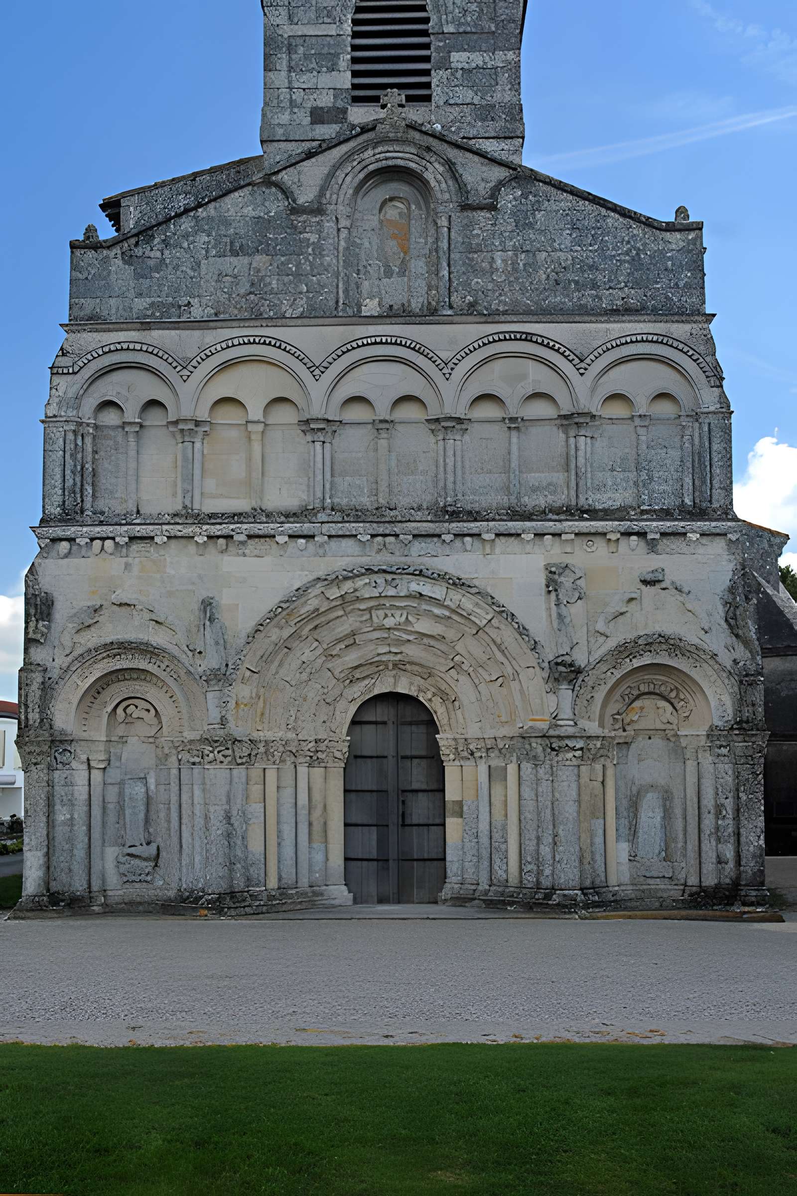 Église Saint-Martin de Chadenac