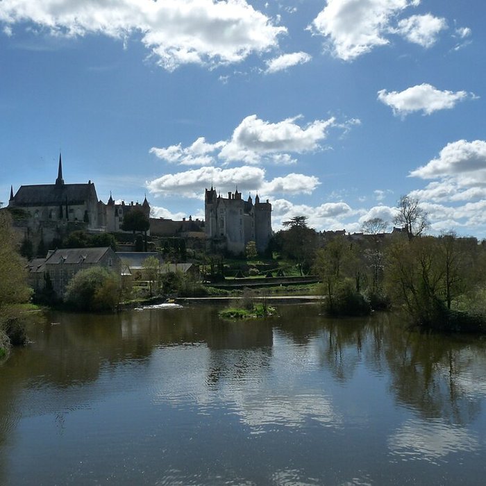 Photo de Eglise paroissiale ancienne chapelle du château