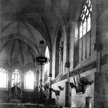 Eglise paroissiale ancienne chapelle du château