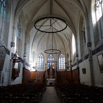 Eglise paroissiale ancienne chapelle du château