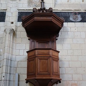 Eglise paroissiale ancienne chapelle du château