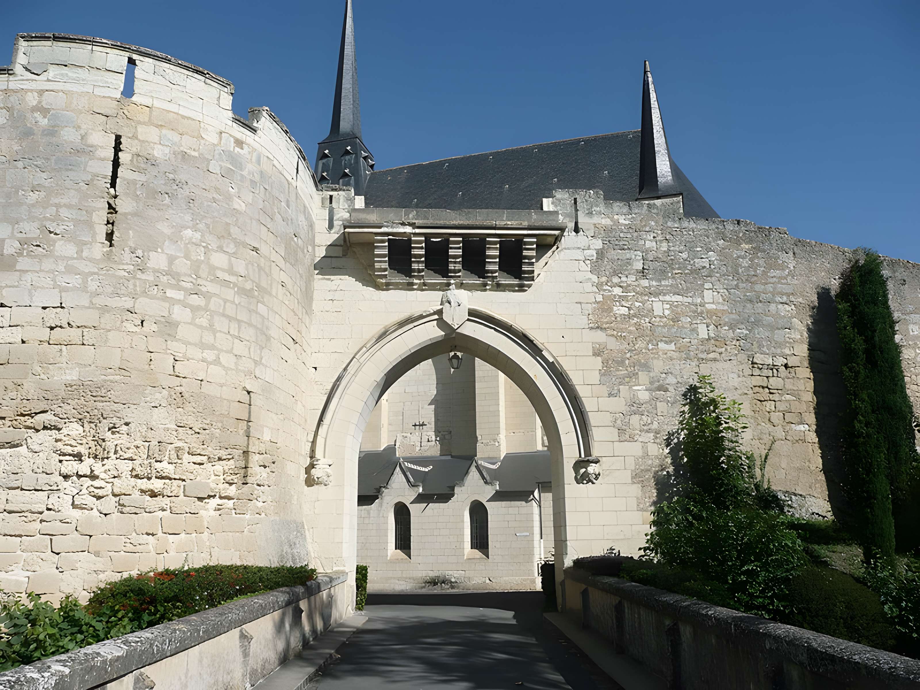 Eglise paroissiale (ancienne chapelle du château)