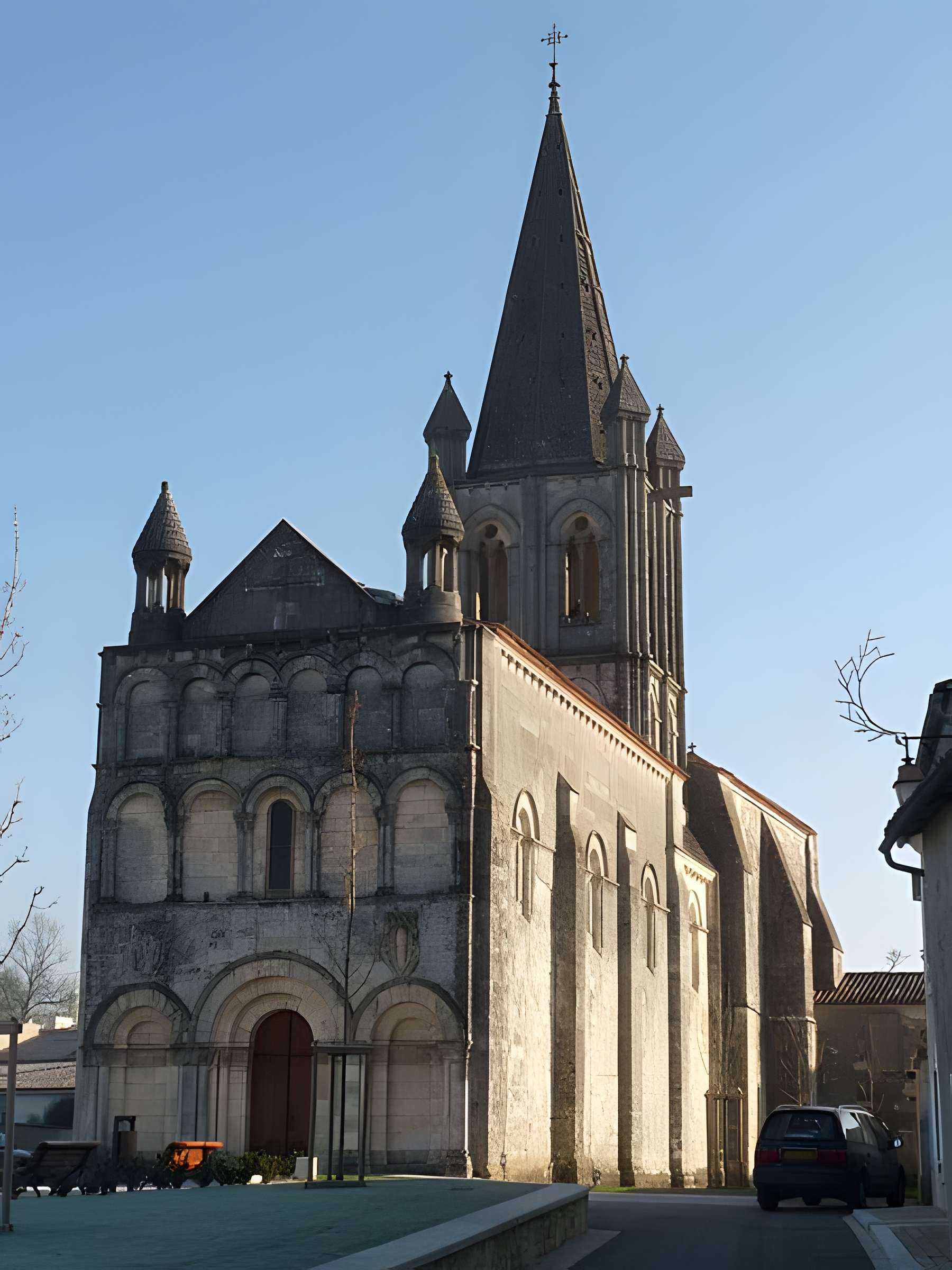 Église Saint-Martin de Gensac-la-Pallue