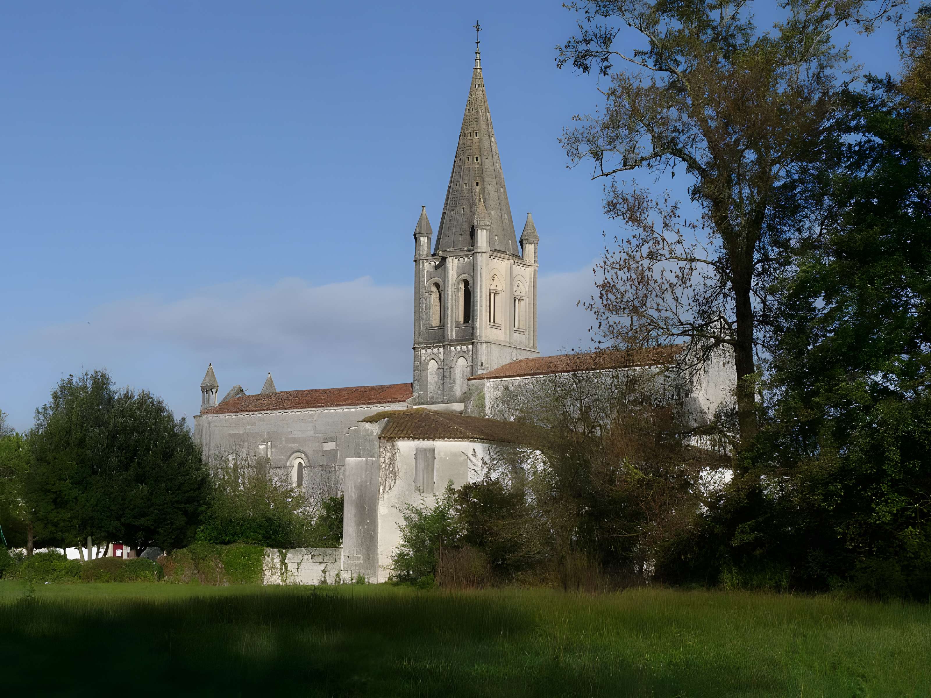 Église Saint-Martin de Gensac-la-Pallue