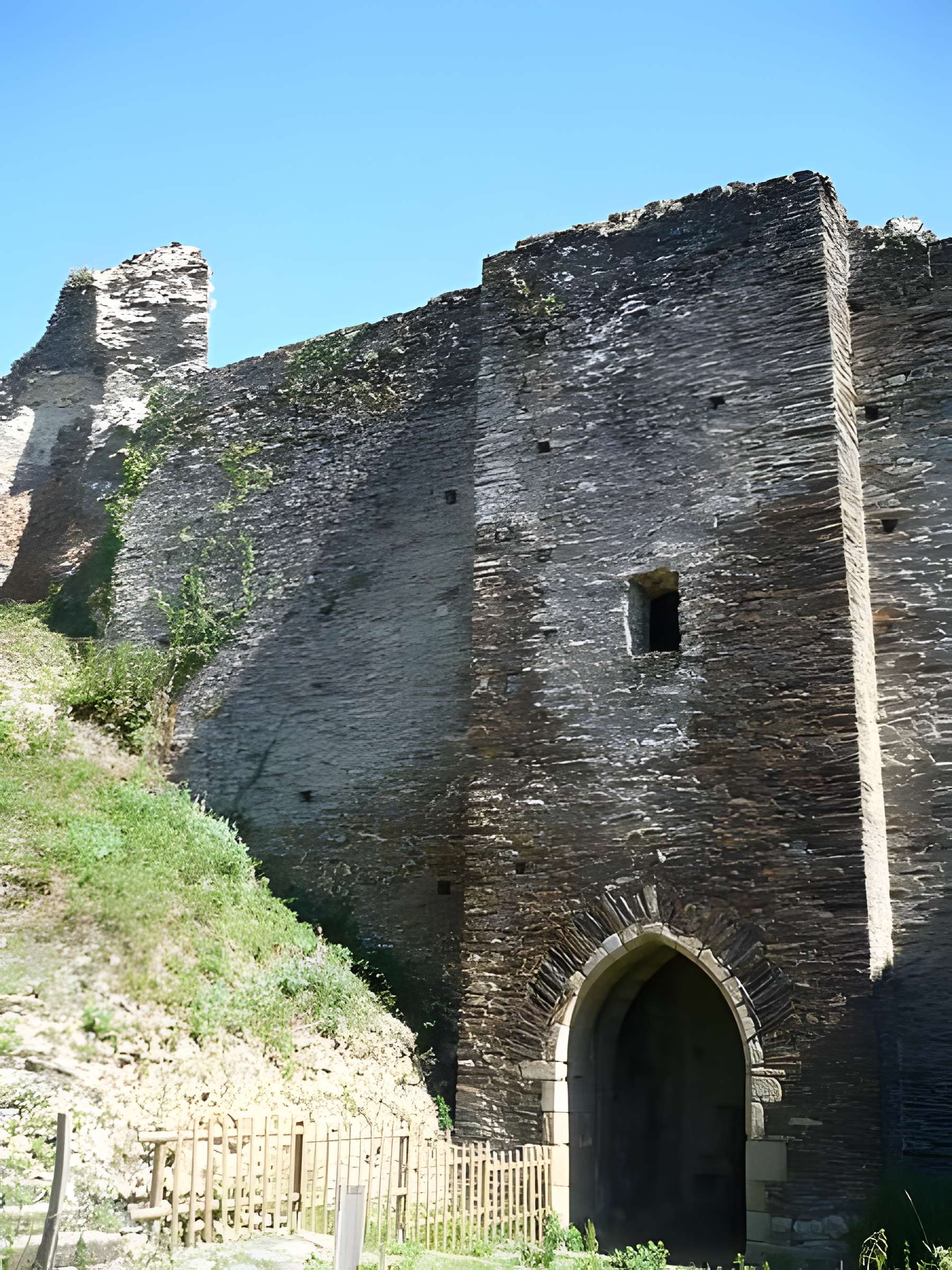 Château (ruines)