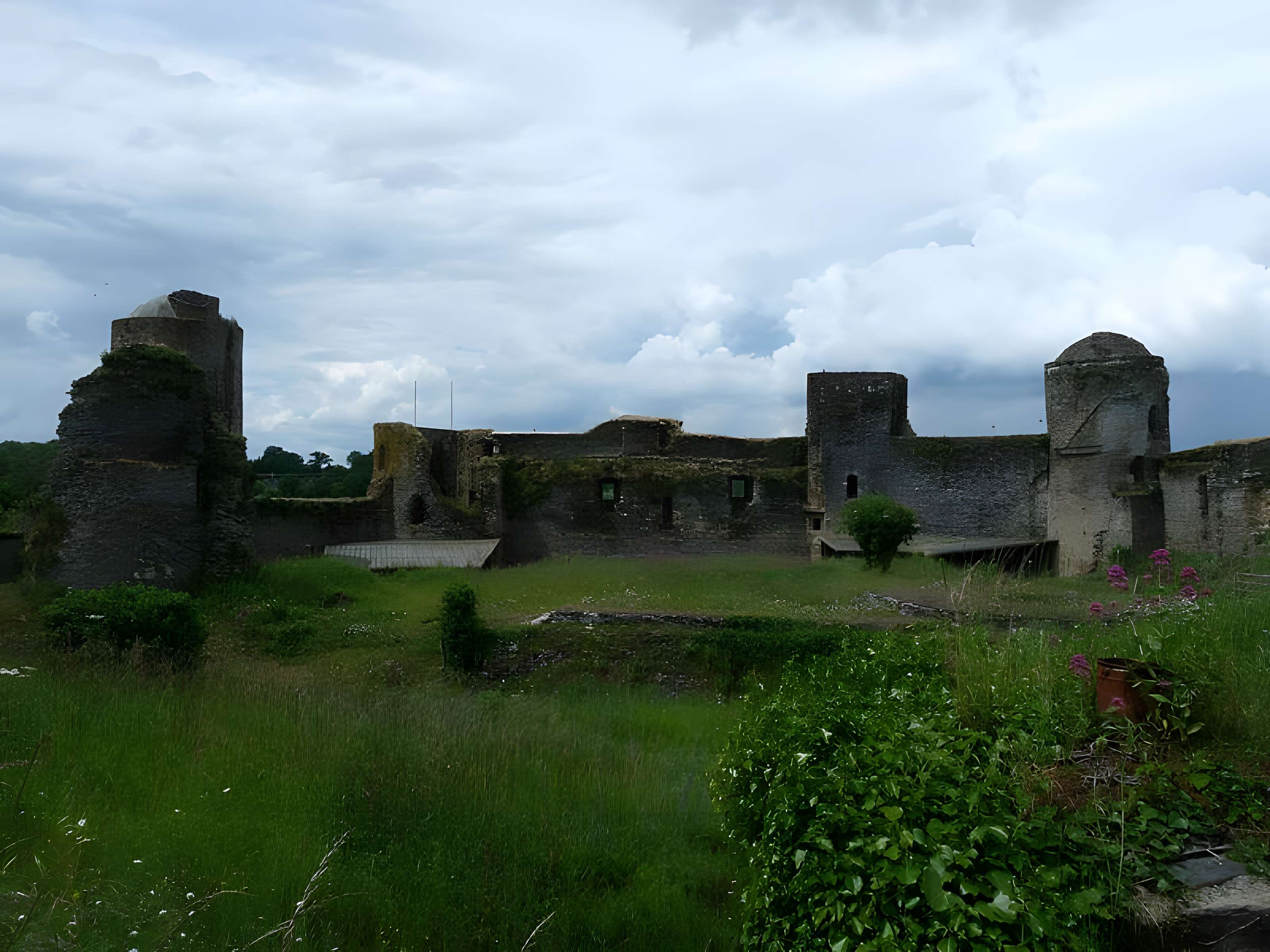 Château (ruines)