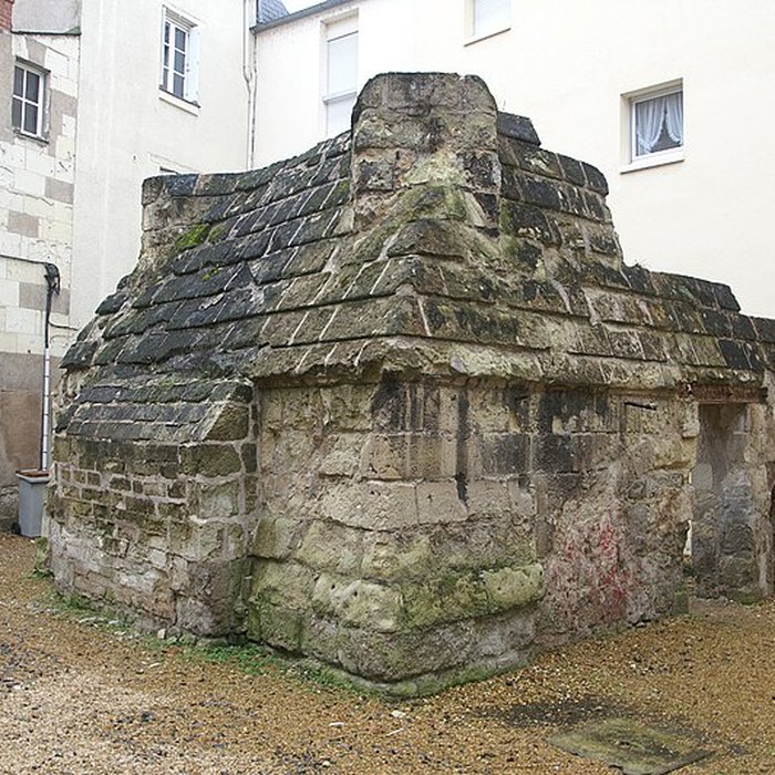 Photo de Chapelle du XIVe siècle dite Lanterne des morts