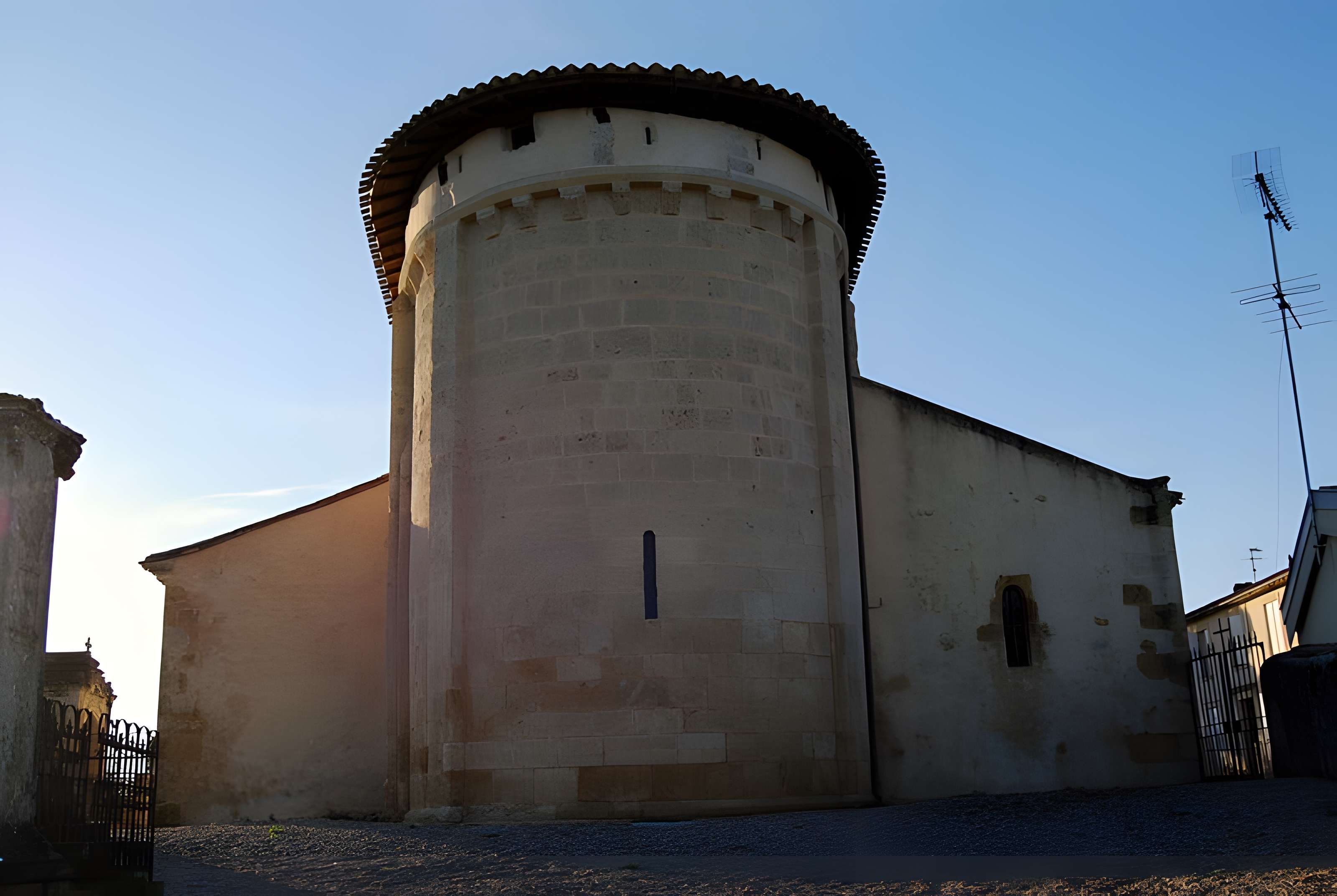 Église Saint-Martin de Ladaux