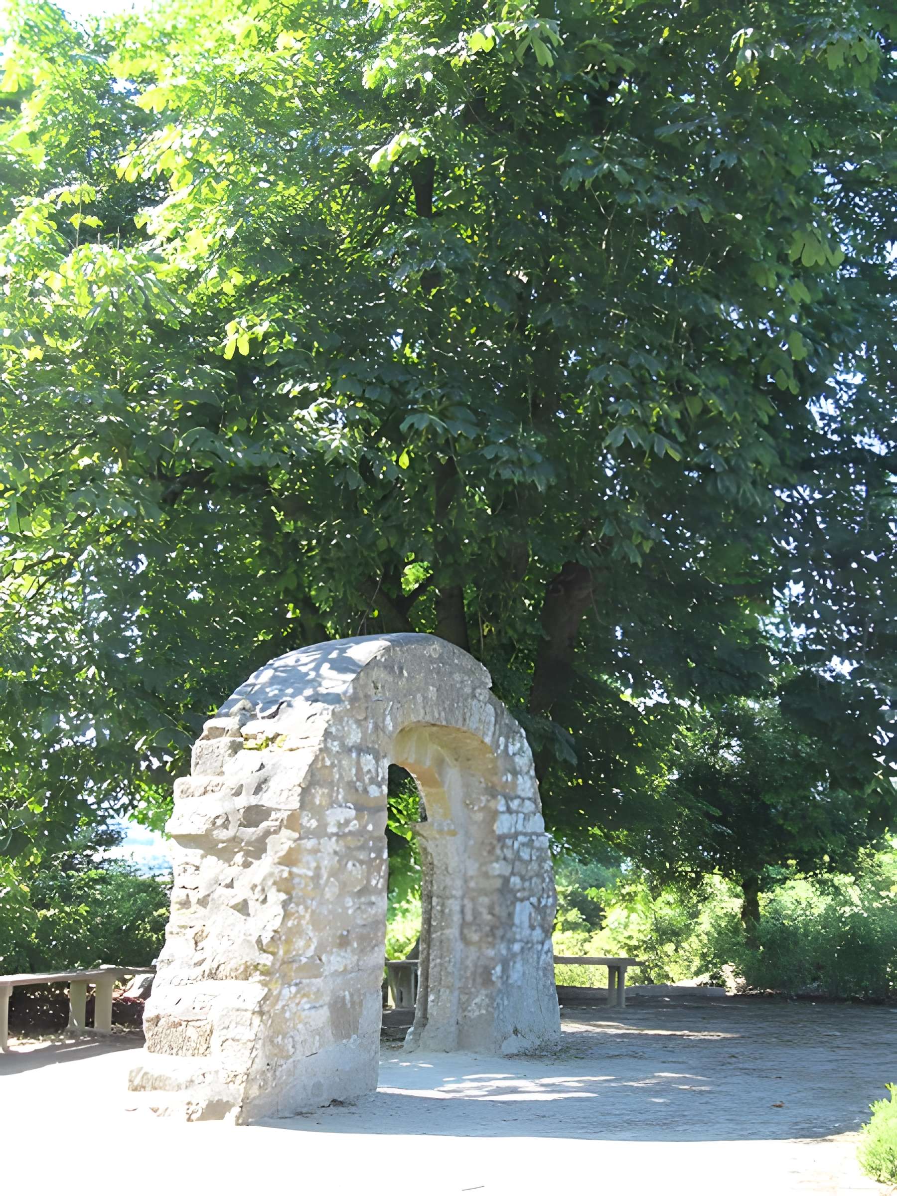 Chapelle Saint-Georges-de-Bouillé