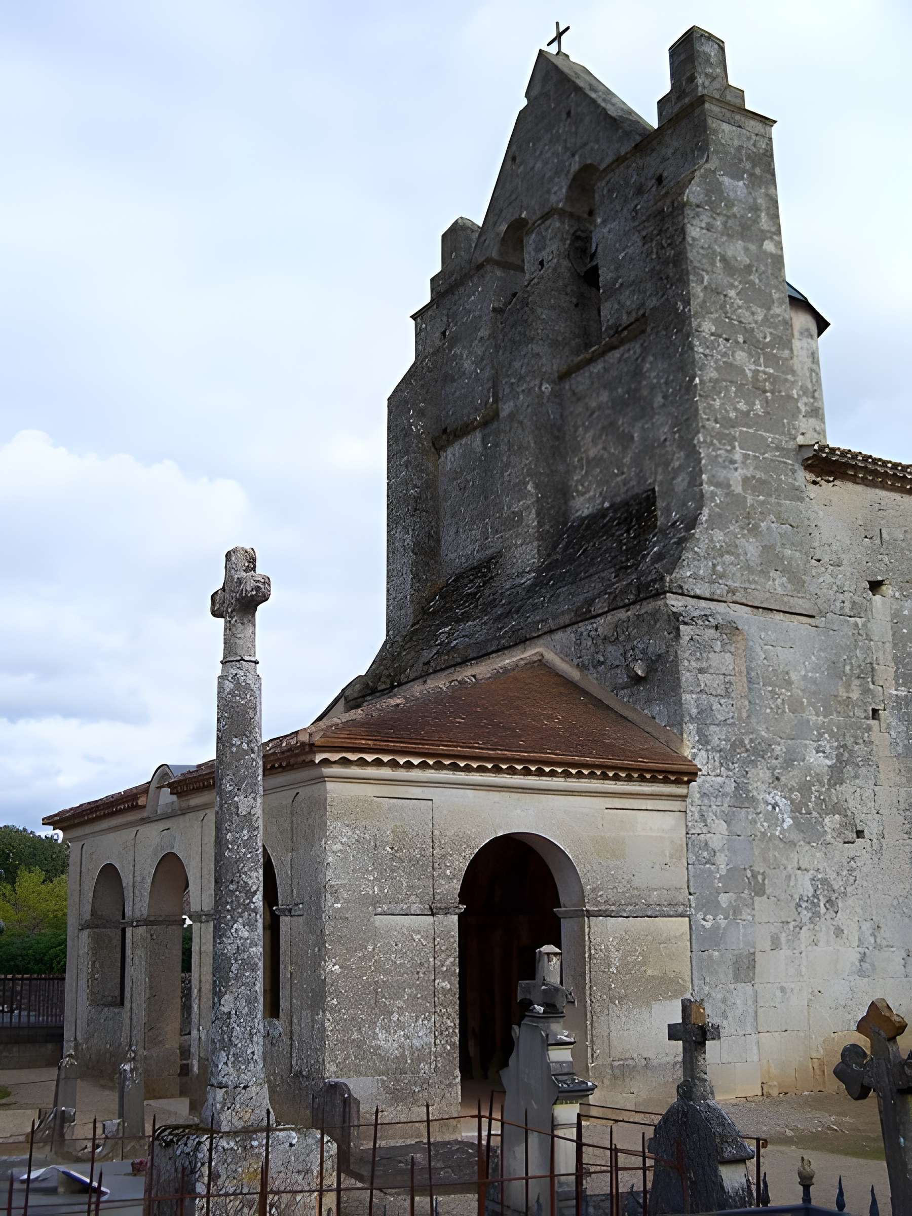 Église Saint-Martin de Lugasson