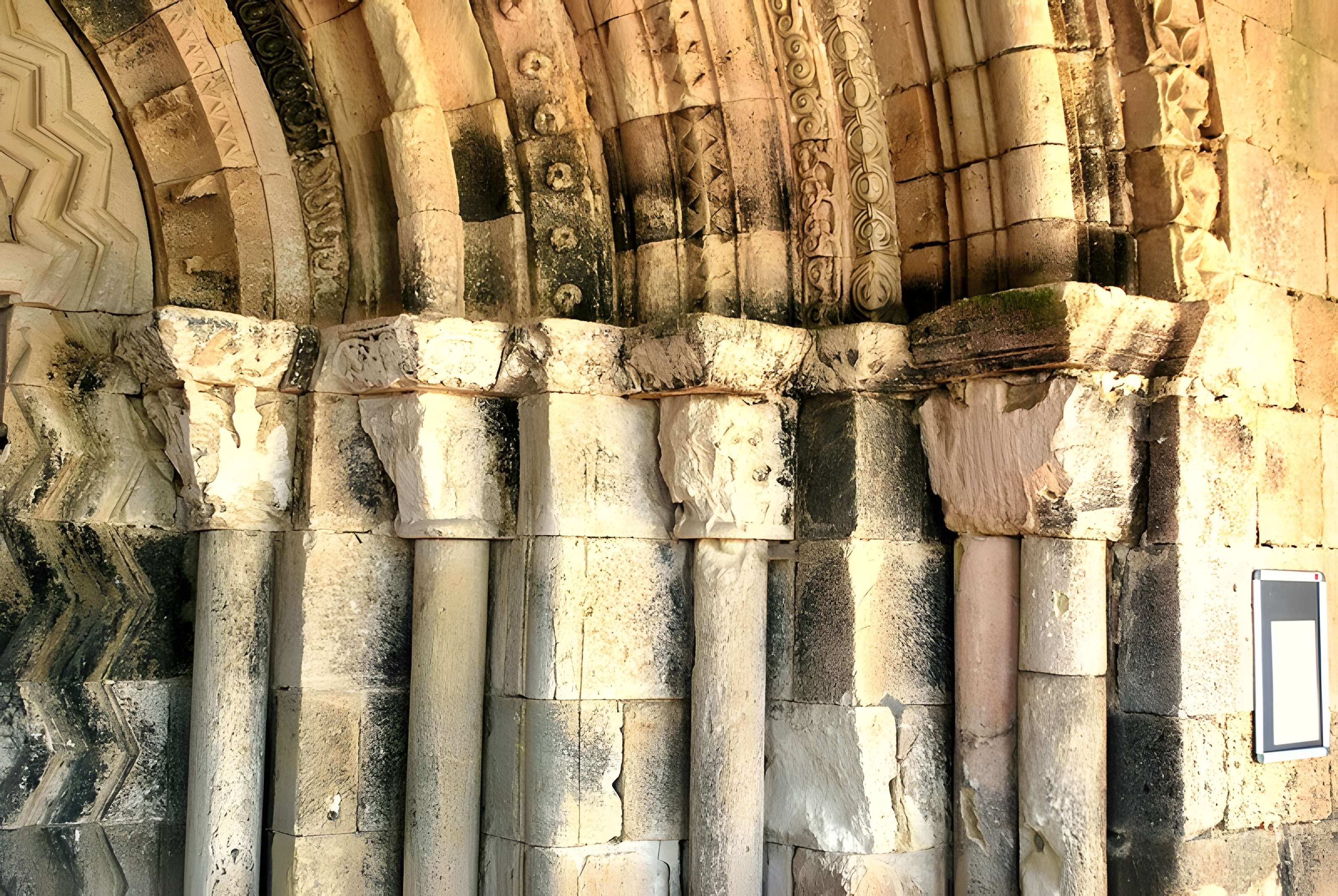 Église Saint-Martin de Lugasson