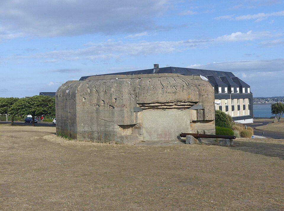 Batterie d’artillerie côtière