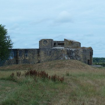 Batterie d’artillerie côtière