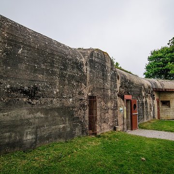 Batterie d’artillerie côtière