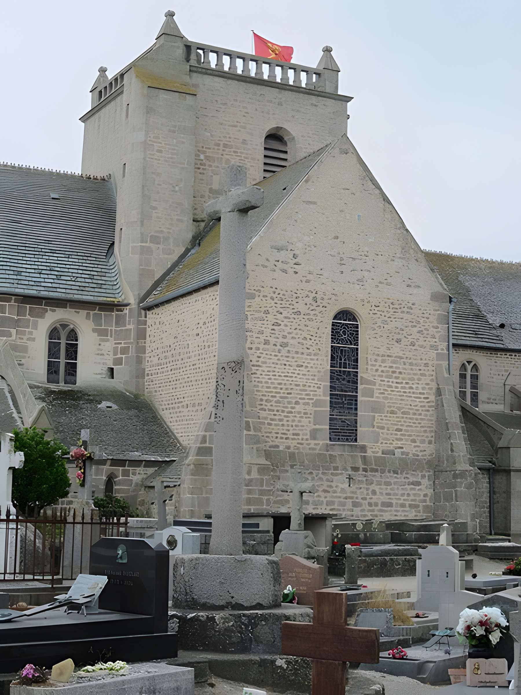 Croix ancienne du cimetière