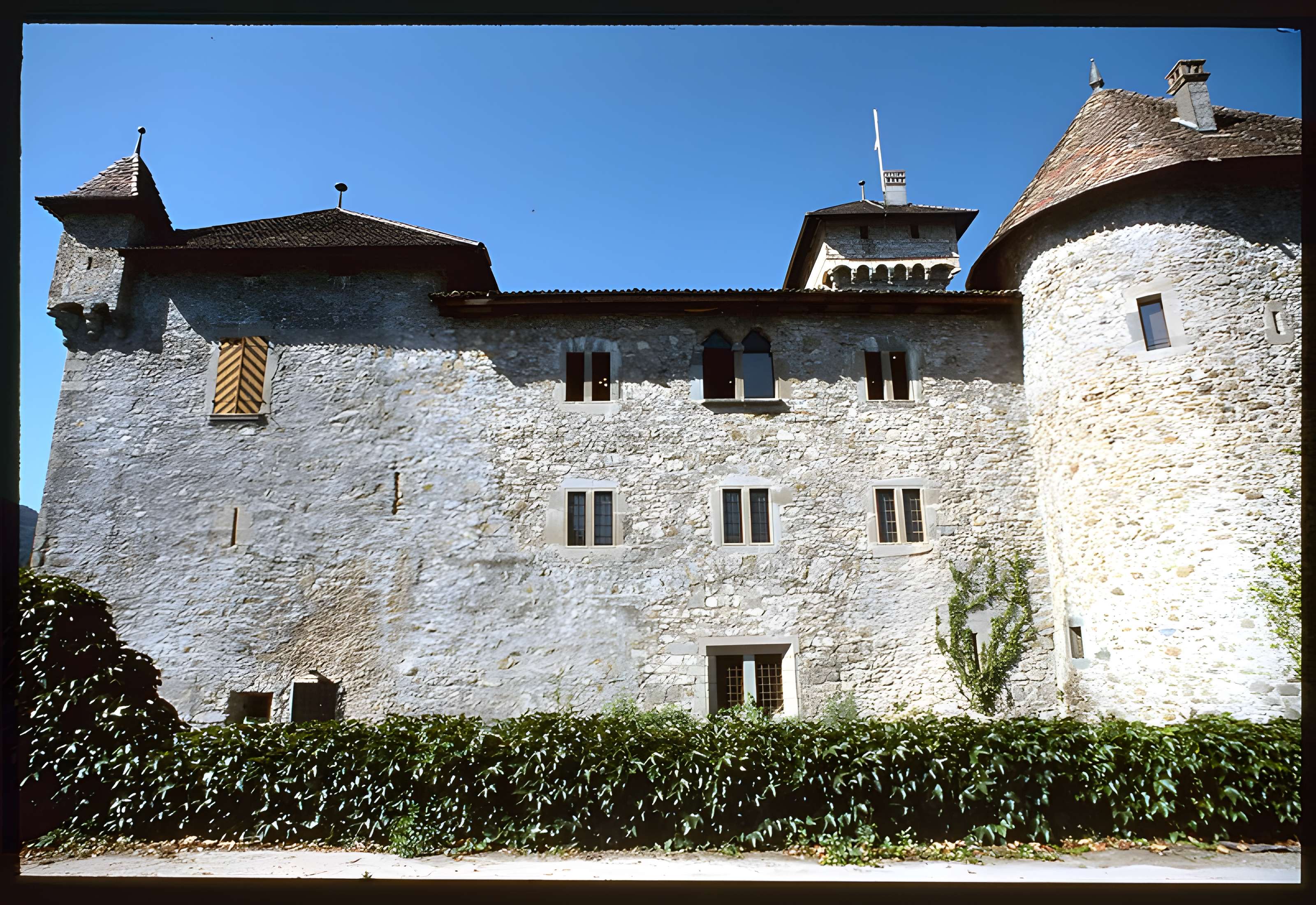 Château d'Avully