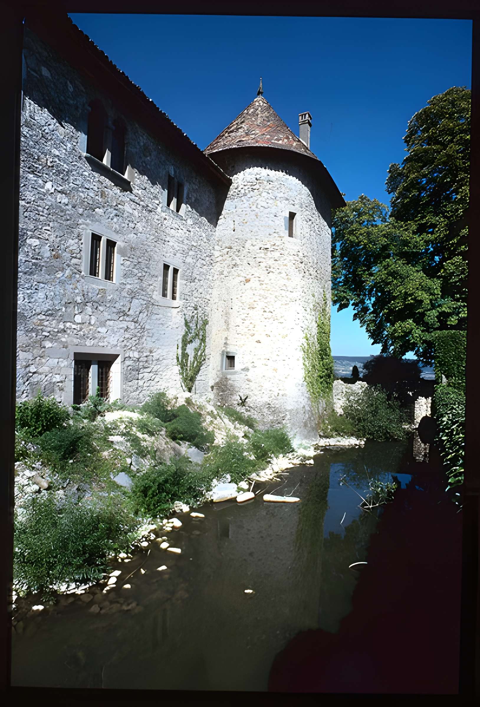 Château d'Avully