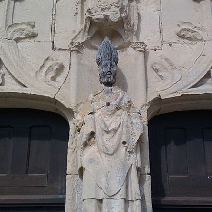 Photo de Eglise et le cimetière qui lentoure