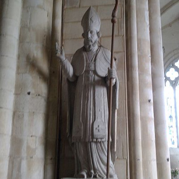 Photo de Eglise et le cimetière qui lentoure