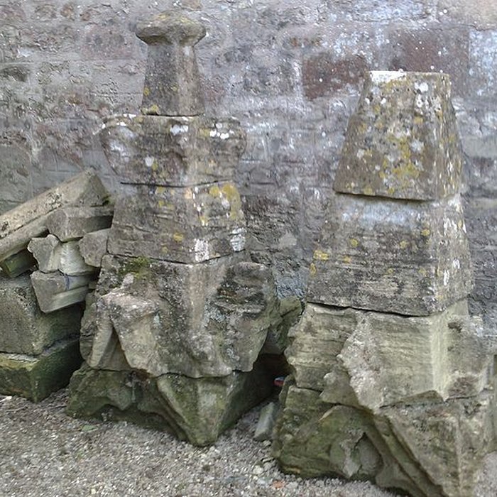 Photo de Eglise et le cimetière qui lentoure
