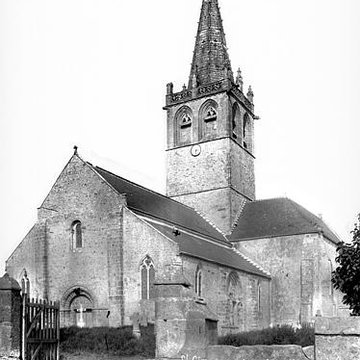 Eglise et le cimetière qui lentoure