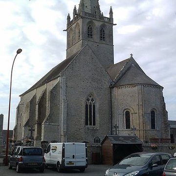 Eglise et le cimetière qui lentoure