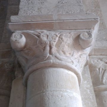 Eglise et le cimetière qui lentoure