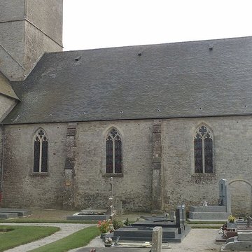 Eglise et le cimetière qui lentoure