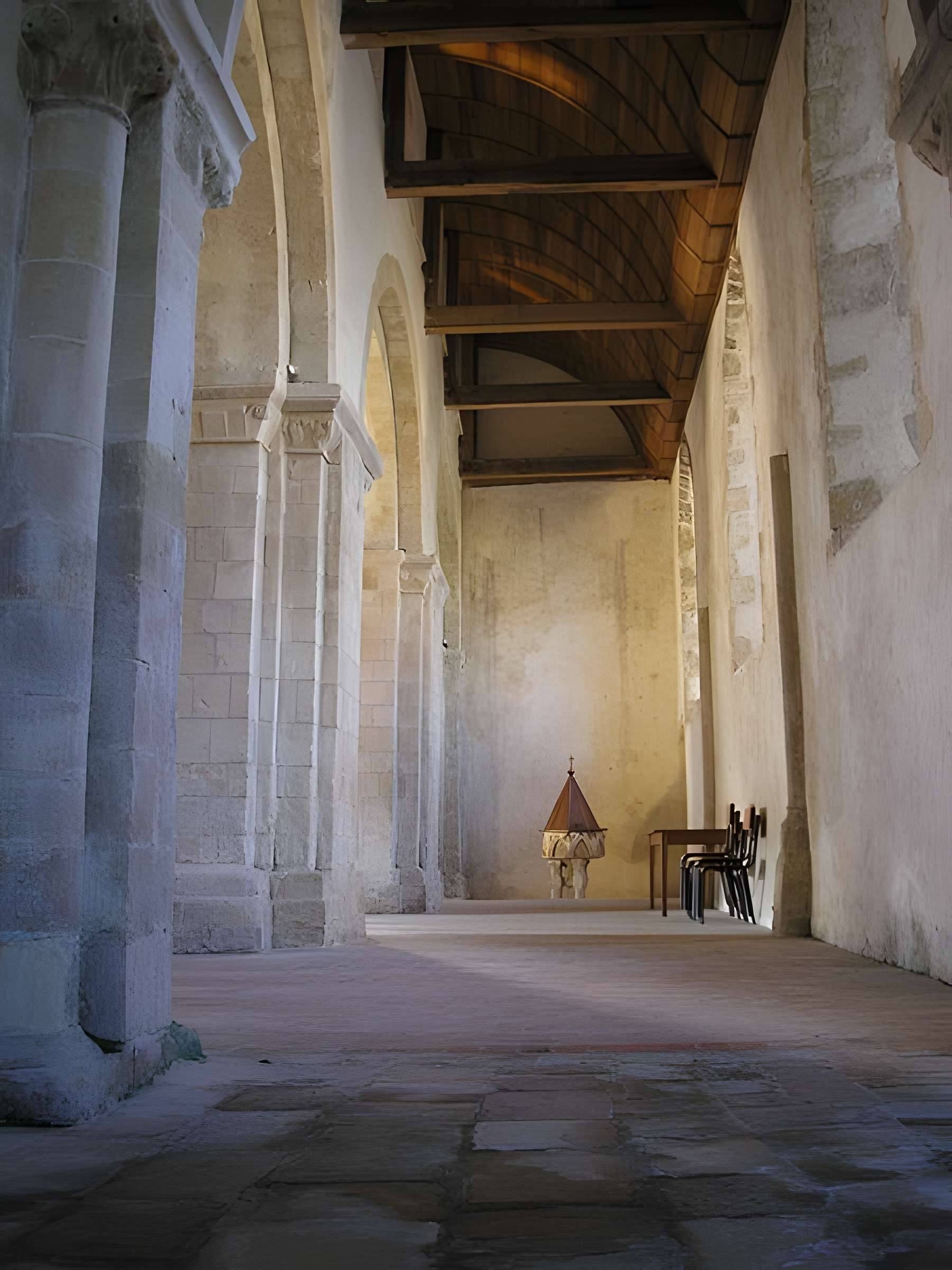 Eglise et le cimetière qui l'entoure