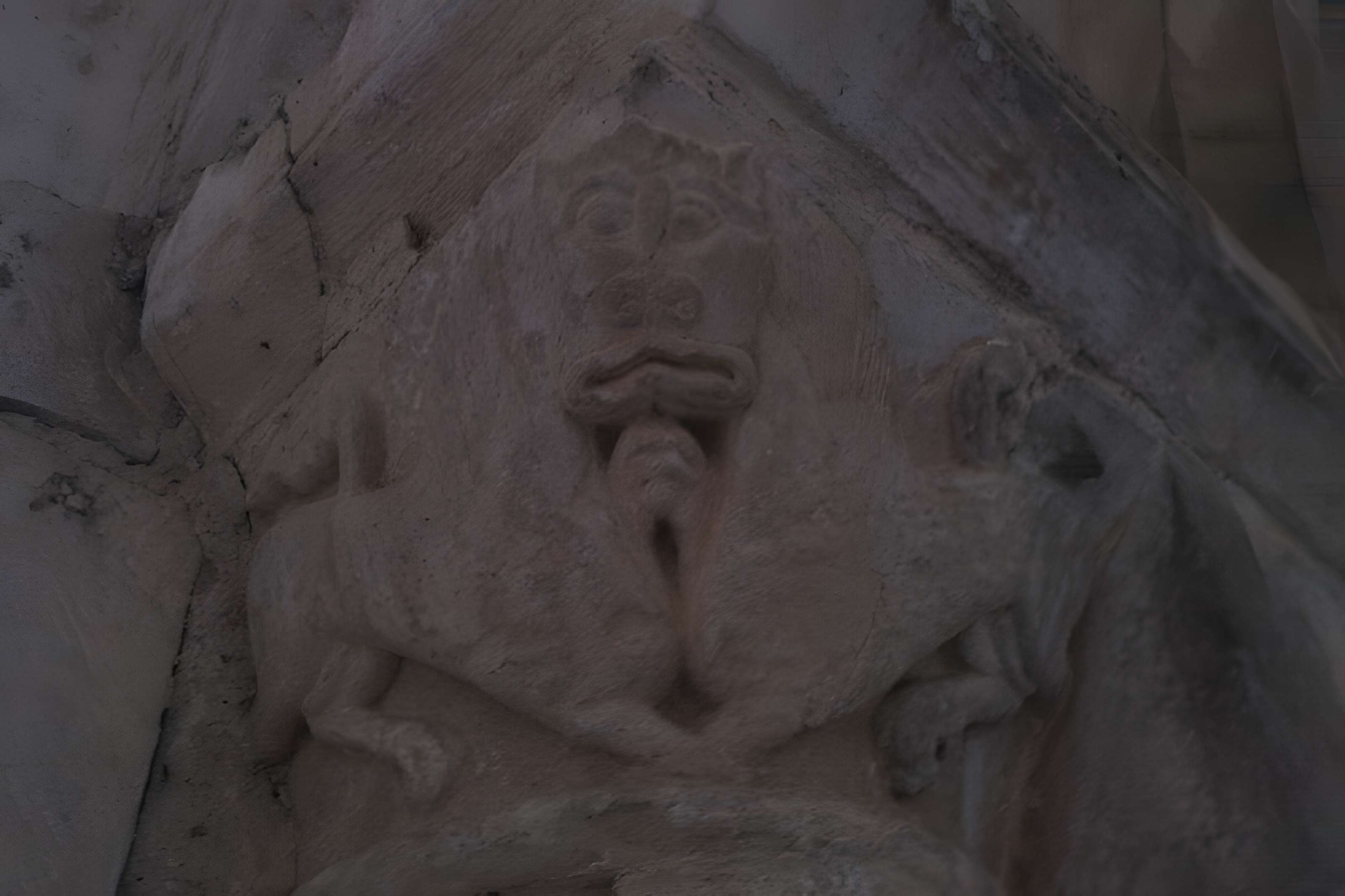 Eglise et le cimetière qui l'entoure