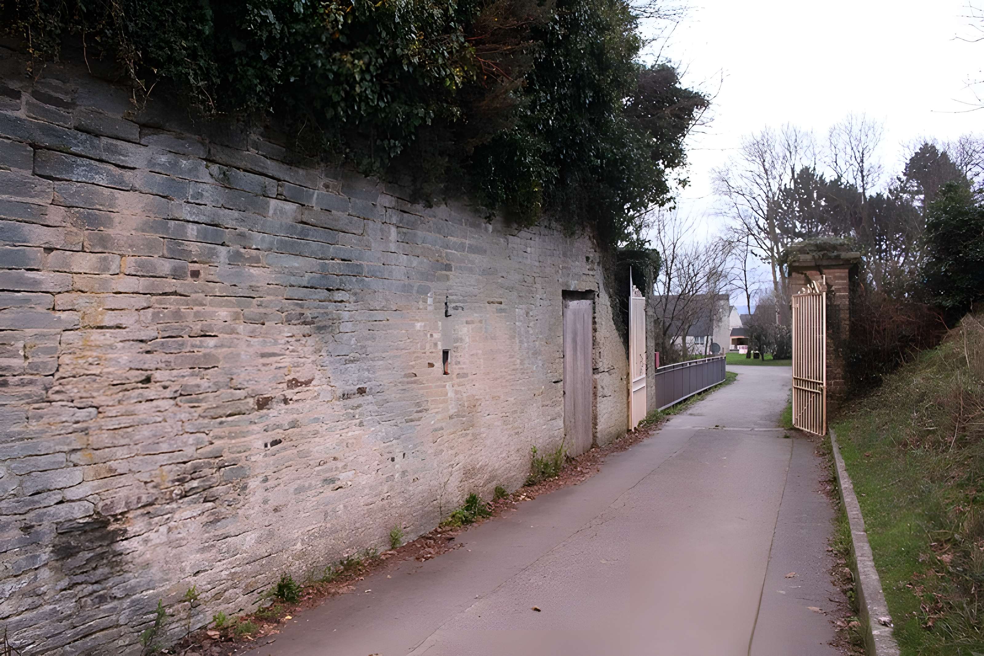 Ancienne redoute des Couplets