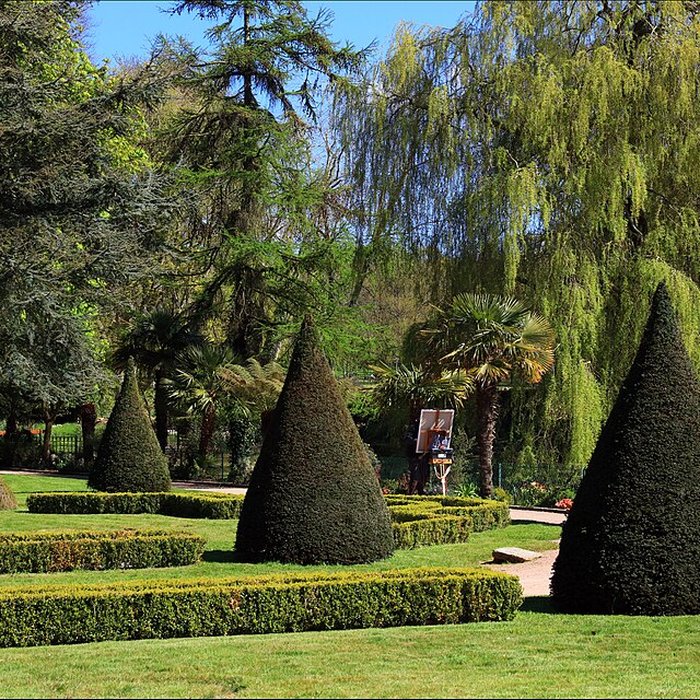 Photo de Domaine du château de Tourlaville également sur commune de La Glacerie