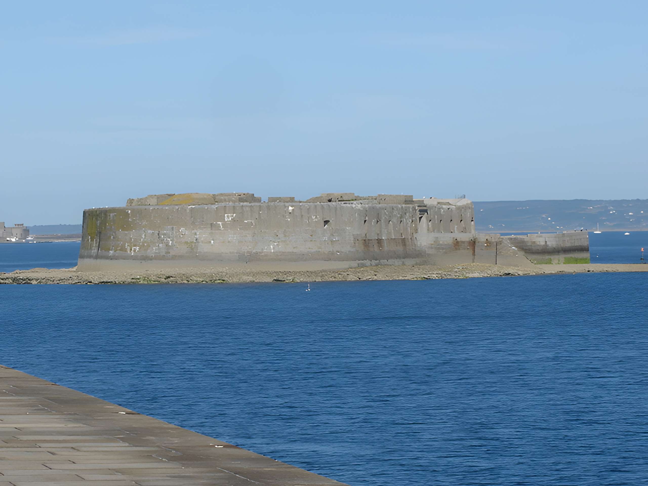 Fort de Chavagnac, ouvrage constitutif de la rade de Cherbourg