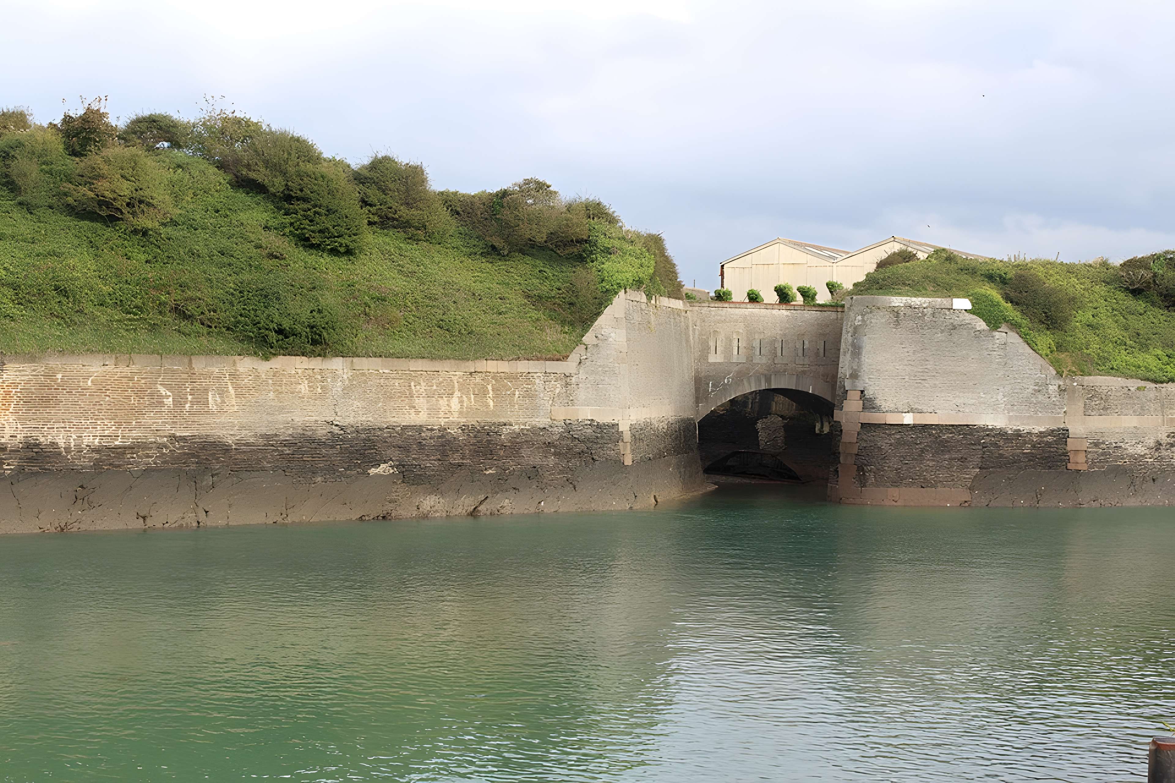 Fort de Querqueville, ouvrage constitutif de la rade de Cherbourg