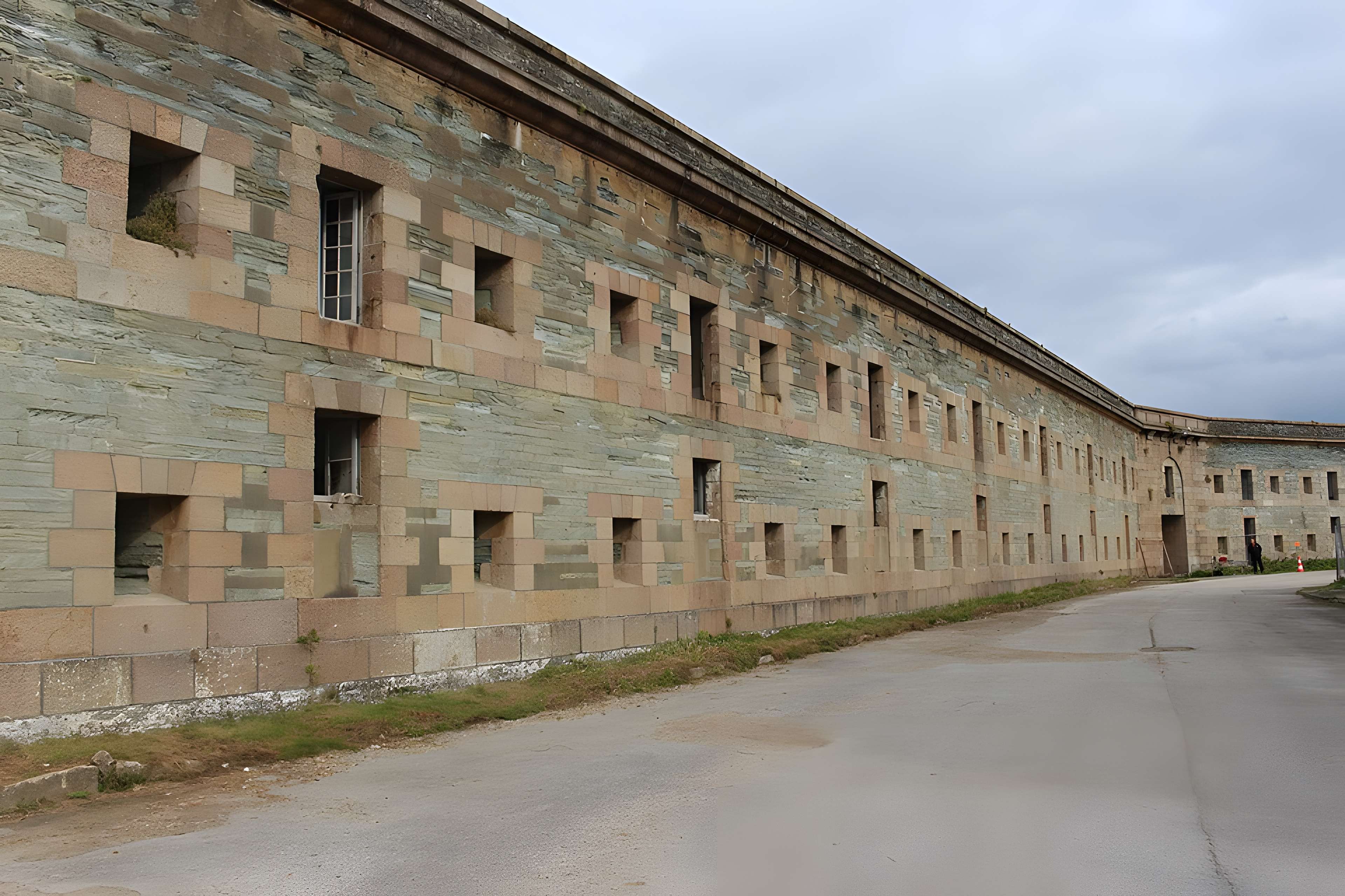 Fort de Querqueville, ouvrage constitutif de la rade de Cherbourg
